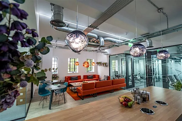 Scope Kings CrossScope Kings CrossLocated one minute's walk from Kings Cross Station, Scope Kings Cross is one of London's best connected workspaces. A grand corner building with lots of natural light and a spacious terrace with spectacular views over St Pancras & Kings Cross Stations. With amenities such as Wifi, Covid Safety Measures, Plugs, Unlimited Coffee & Tea, Bike Storage, Printer & Copy, TV or Projector, Phone Booth, Meeting Room, Outside Space, Filtered Water, Bring Your Own Food Suitable for locations such as  King's Cross St. Pancras ,  United Kingdom , Euston Station ,  King's Cross St. Pancras Station