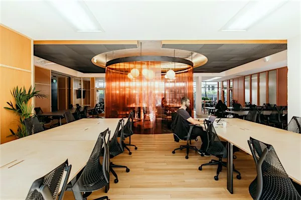 The HalleyThe HalleyA calm space where you might end up spending more time watching the canal boats go by than getting any work done. Full of natural light and epic views, The Halley is perfect for working with your team mates or friends. A coffee shop and restaurant next door means its ideal for lunch time options. With amenities such as Wifi, Covid Safety Measures, Plugs, Unlimited Coffee & Tea, Printer & Copy, TV or Projector, Phone Booth, Shower, Meeting Room, Dog Friendly, Filtered Water, Microwave, Bike Storage, Lockers