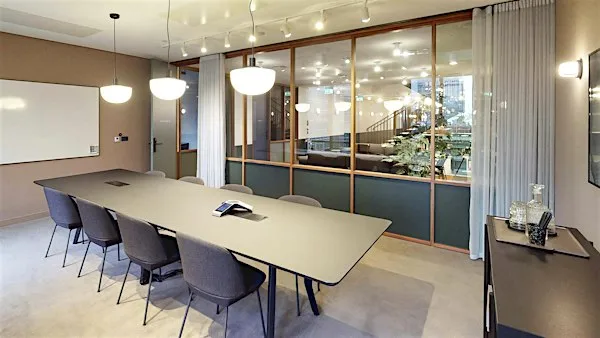 Fora One Canada Square 7.037.03A striking workspace in Canary Wharf's most iconic building. One Canada Square is a welcoming and dynamic place to work in this renowned financial district.

Due to the high profile nature of the building,  all guests will need to be registered. Please ideally book with 24 hours+ notice so that this process can take place smoothly.

Please note that there is a Week non-refundable cancellation period for all FORA meeting rooms. With amenities such as Wifi, Plugs, Unlimited Coffee & Tea, Shower, Meeting Room, Bring Your Own Food, Filtered Water, TV or Projector, Phone Booth