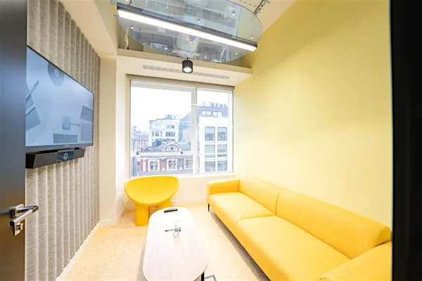 Huckletree Oxford Street IRLIRLHuckletree Oxford Circus is a workspace for the bravest minds in the digital futures sector, located in the heart of central London, and it’s great for teamwork.

Look out at the world-famous iconic commercial strip home to global household brands such as IKEA (coming soon), NIKE and Apple while observing a very dreamy skyline.
 With amenities such as Wifi, Plugs, Phone Booth, Meeting Room